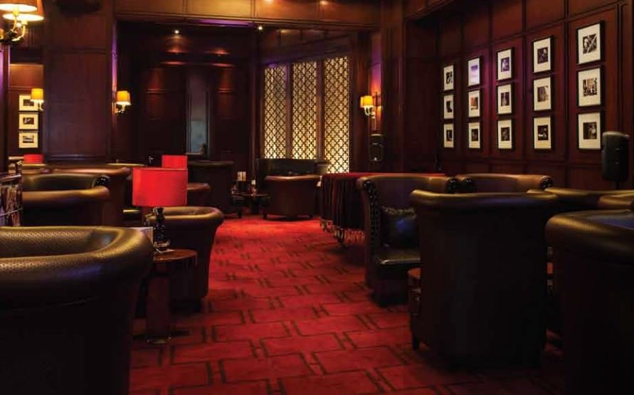 buimess_lounge1_optOrig