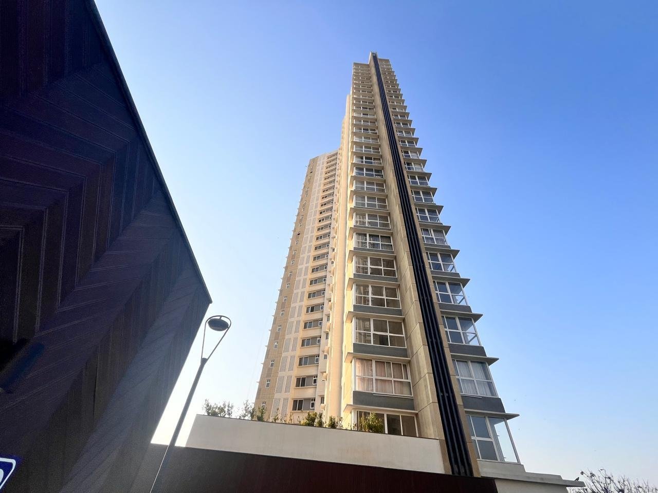 a82qtbx_1740996325_574234005_optOrig