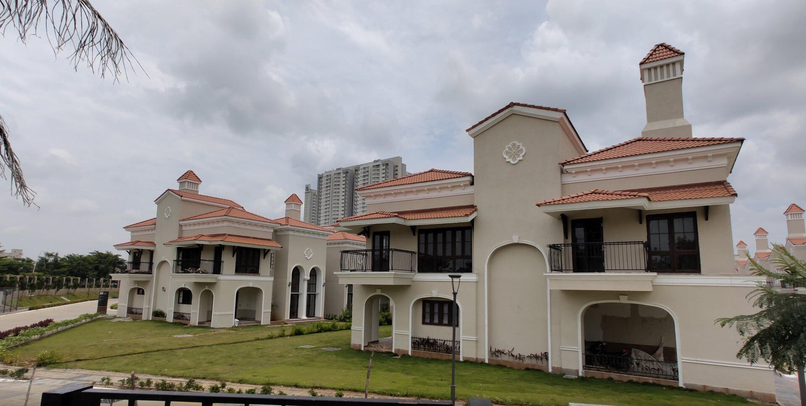 af17dhq_1763359729_673841787_optOrig